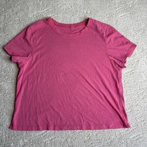 Women's‎ Lululemon Size 8 Pink Short Sleeve Basic Tshirt Athletic Gym Cropped